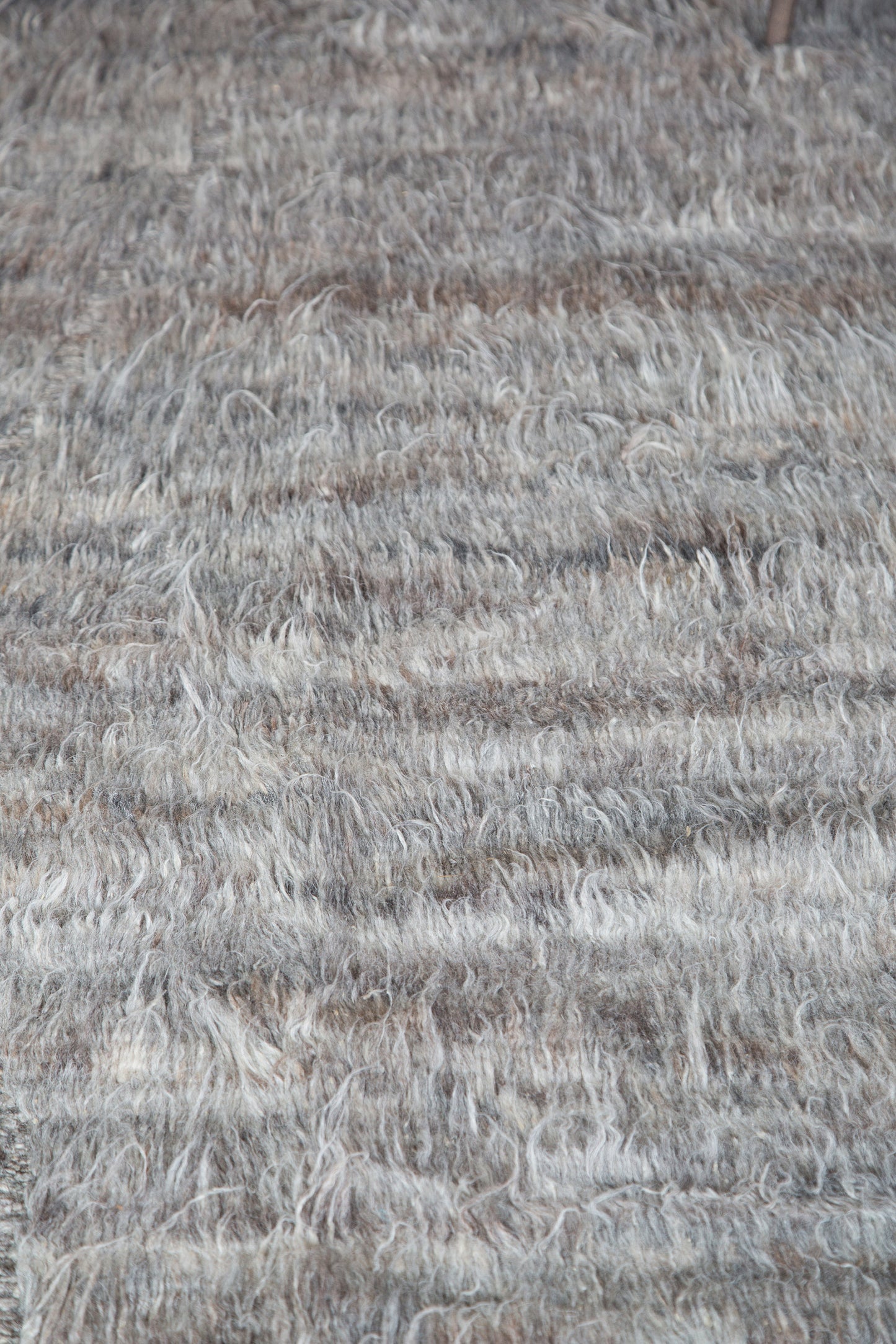 Modern Rug Image 6393 Mago, Atlas Collection