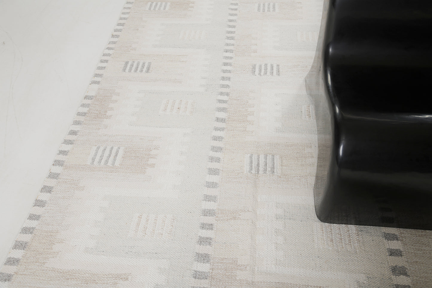 Alva, Faro Kilim