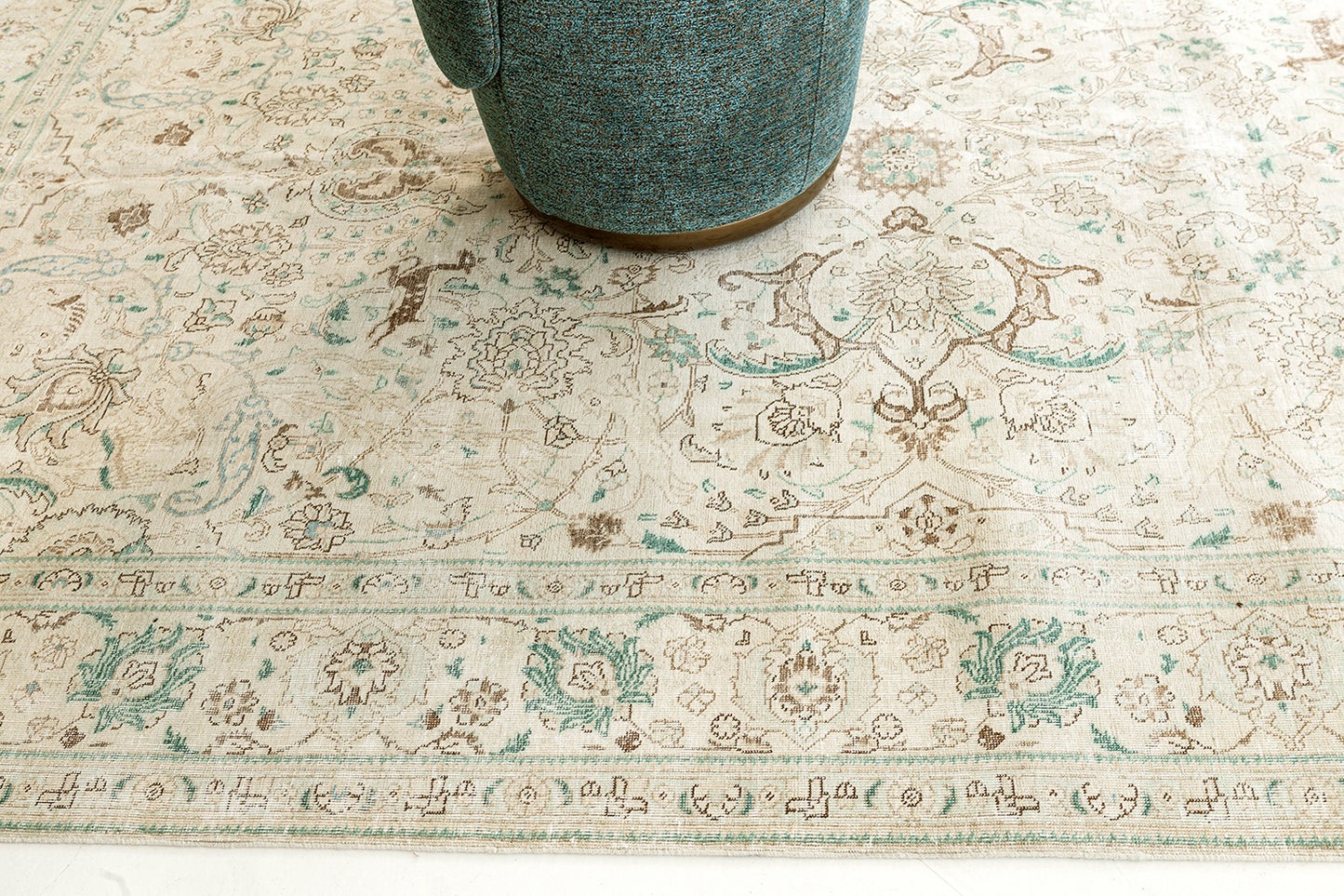 Persian Rug 4190 Vintage Persian Tabriz 28112