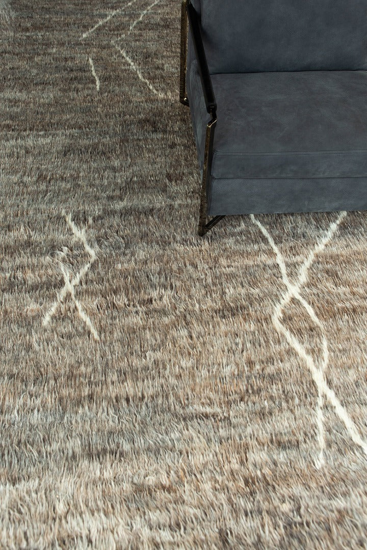Modern Rug Image 4623 Gilavar, Haute Bohemian
