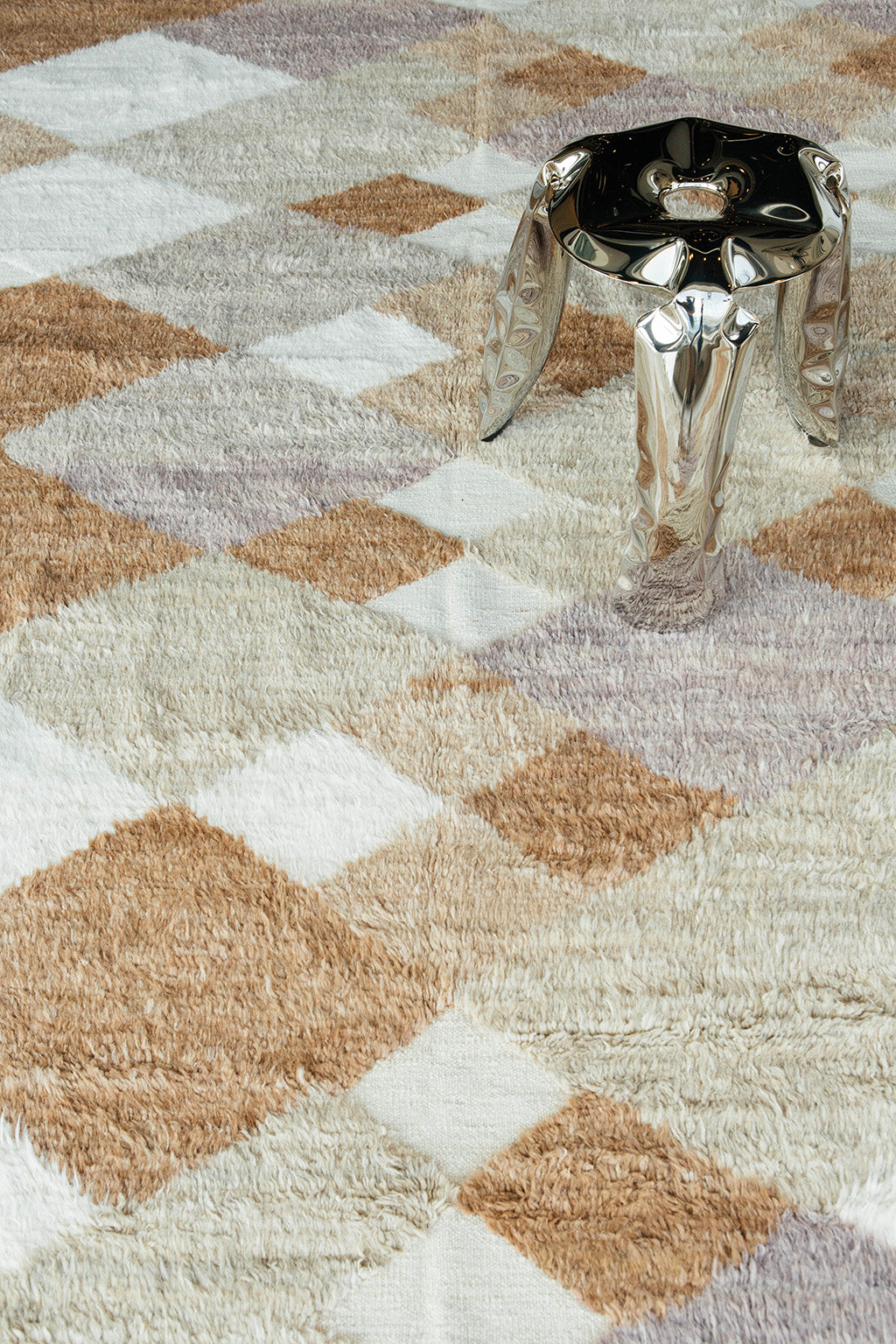 Modern Rug Image 1251 Avesta, Kust Collection
