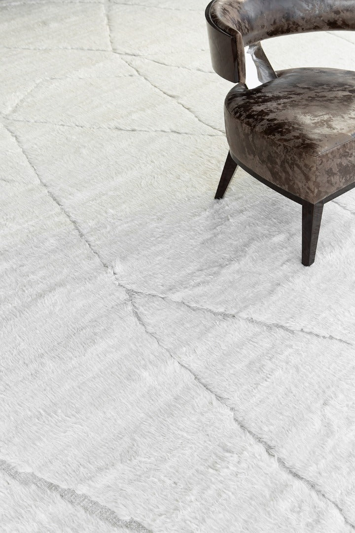 Modern Rug Image 6375 Mago, Atlas Collection