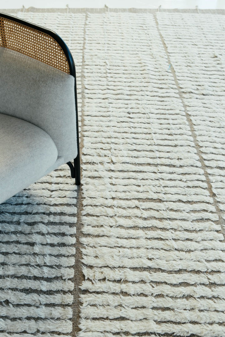 Modern Rug Image 1629 Barguzin, Haute Bohemian