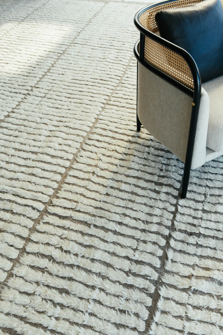 Modern Rug Image 1631 Barguzin, Haute Bohemian