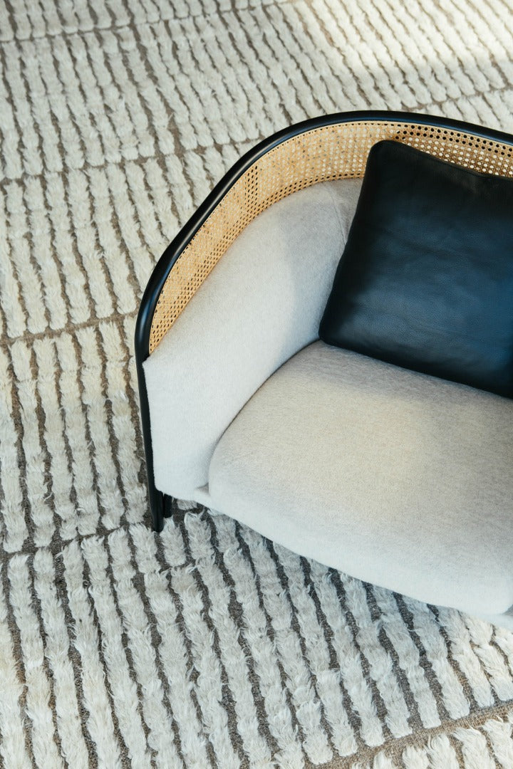 Modern Rug Image 1630 Barguzin, Haute Bohemian