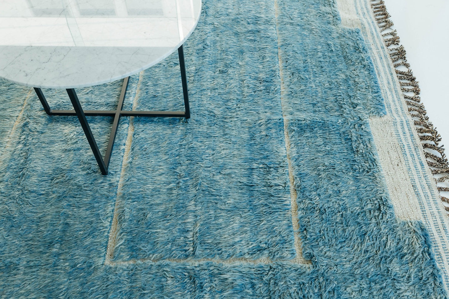 Modern Rug Image 2507 Cierzo, Haute Bohemian