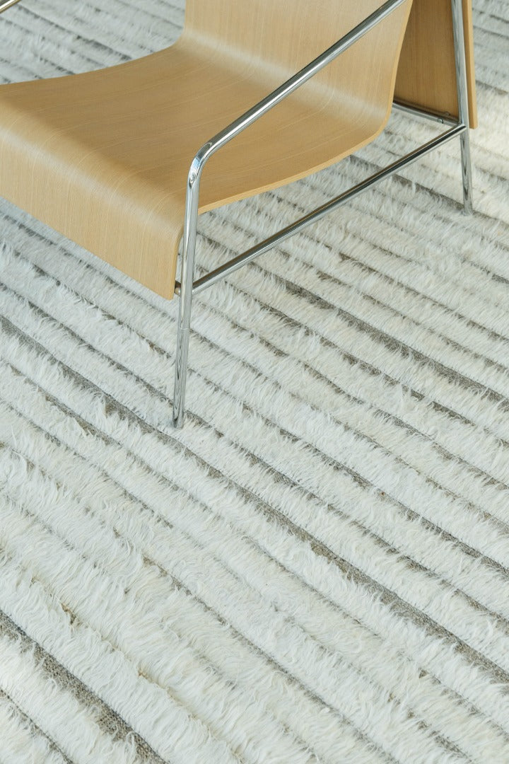 Modern Rug Image 10039 Shipca, Haute Bohemian