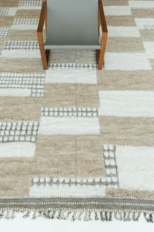 Modern Rug Image 9917 Shahmaran, Kust Collection