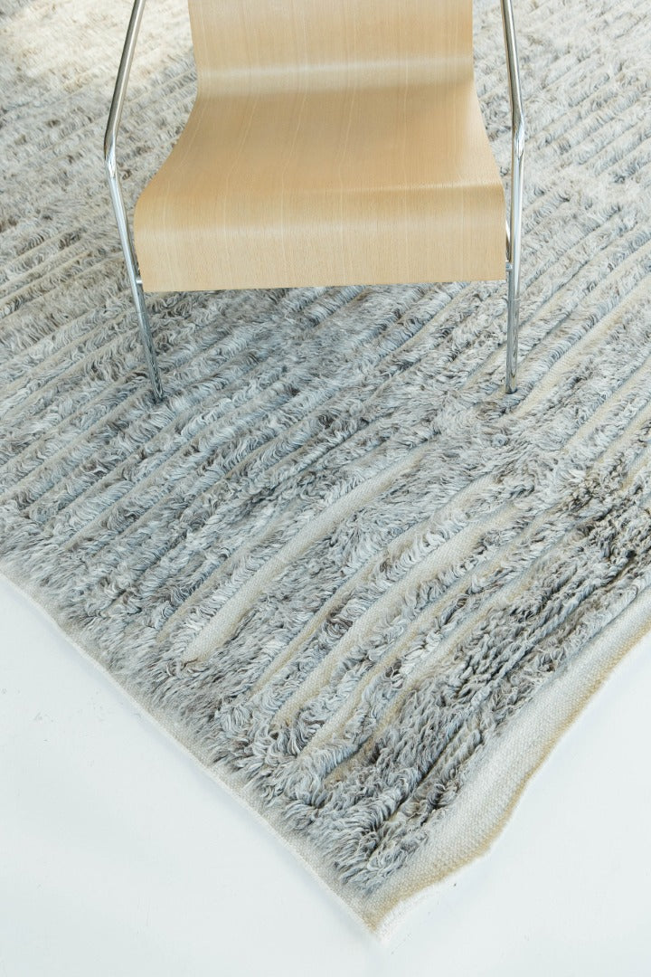 Modern Rug Image 1857 Beshabar, Haute Bohemian