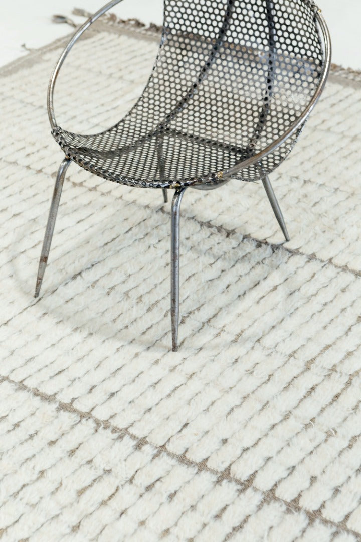 Modern Rug Image 1612 Barguzin, Haute Bohemian