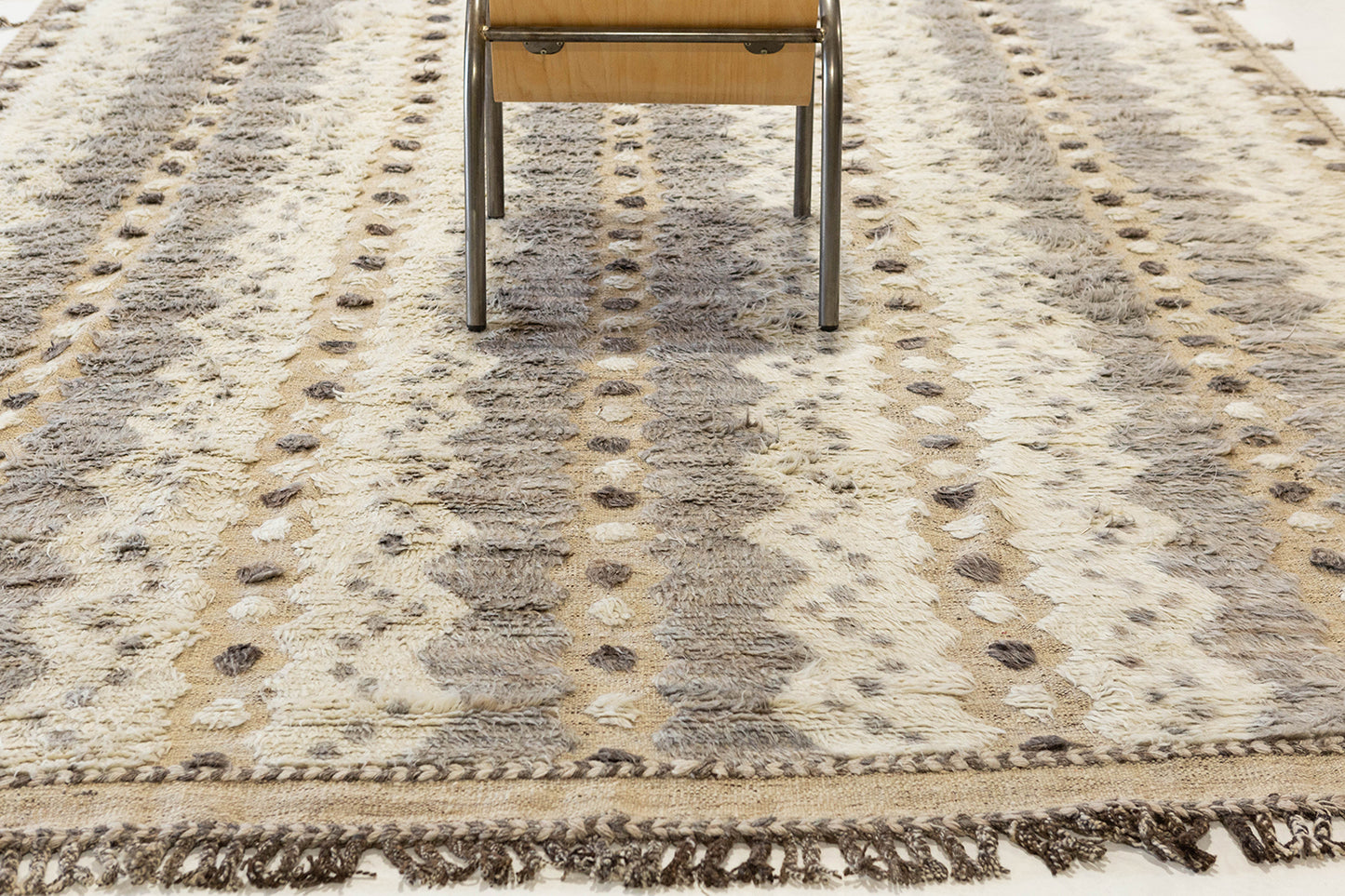 Modern Rug Image 7933 Modlina, Kust Collection