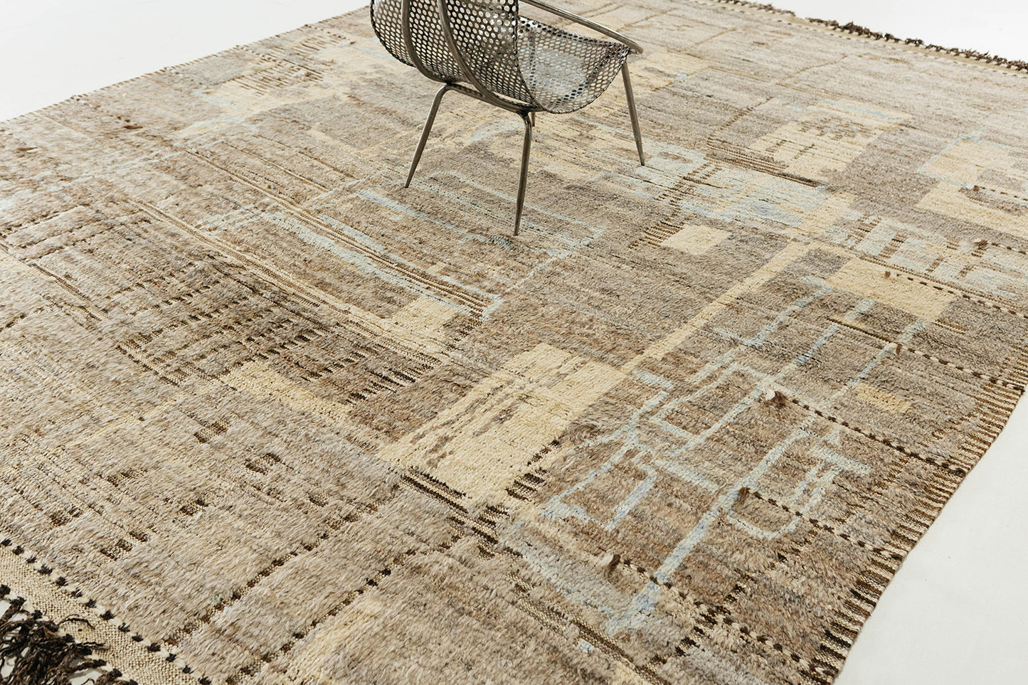 Modern Rug Image 6992 Meliska, Atlas Collection, Seasons
