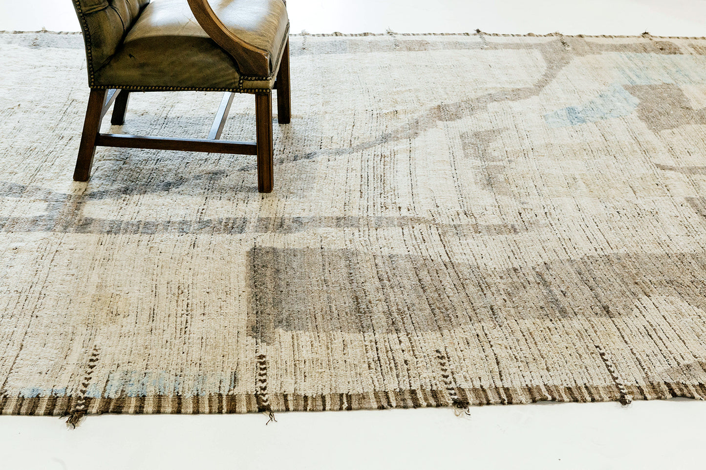 Modern Rug Image 10261 Sittima, Atlas Collection, Seasons