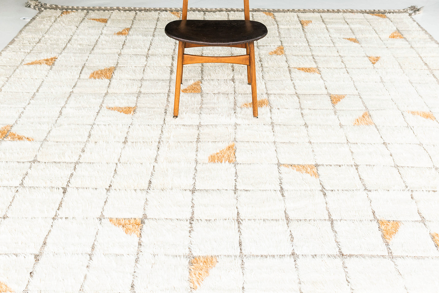 Modern Rug Image 8912 Nina, Kust Collection