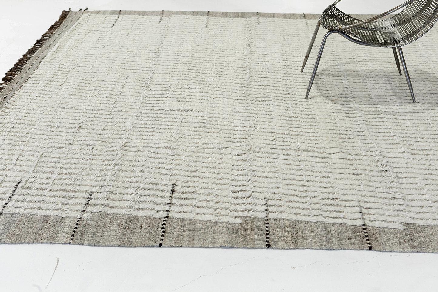 Modern Rug Image 1600 Barguzin, Haute Bohemian