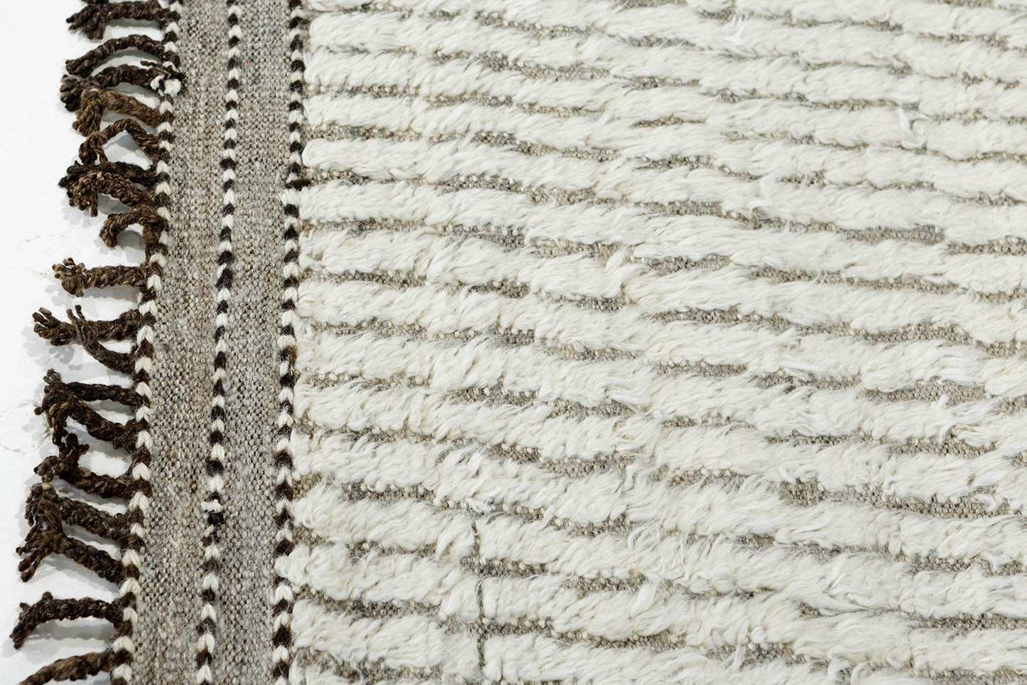 Modern Rug Image 1598 Barguzin, Haute Bohemian