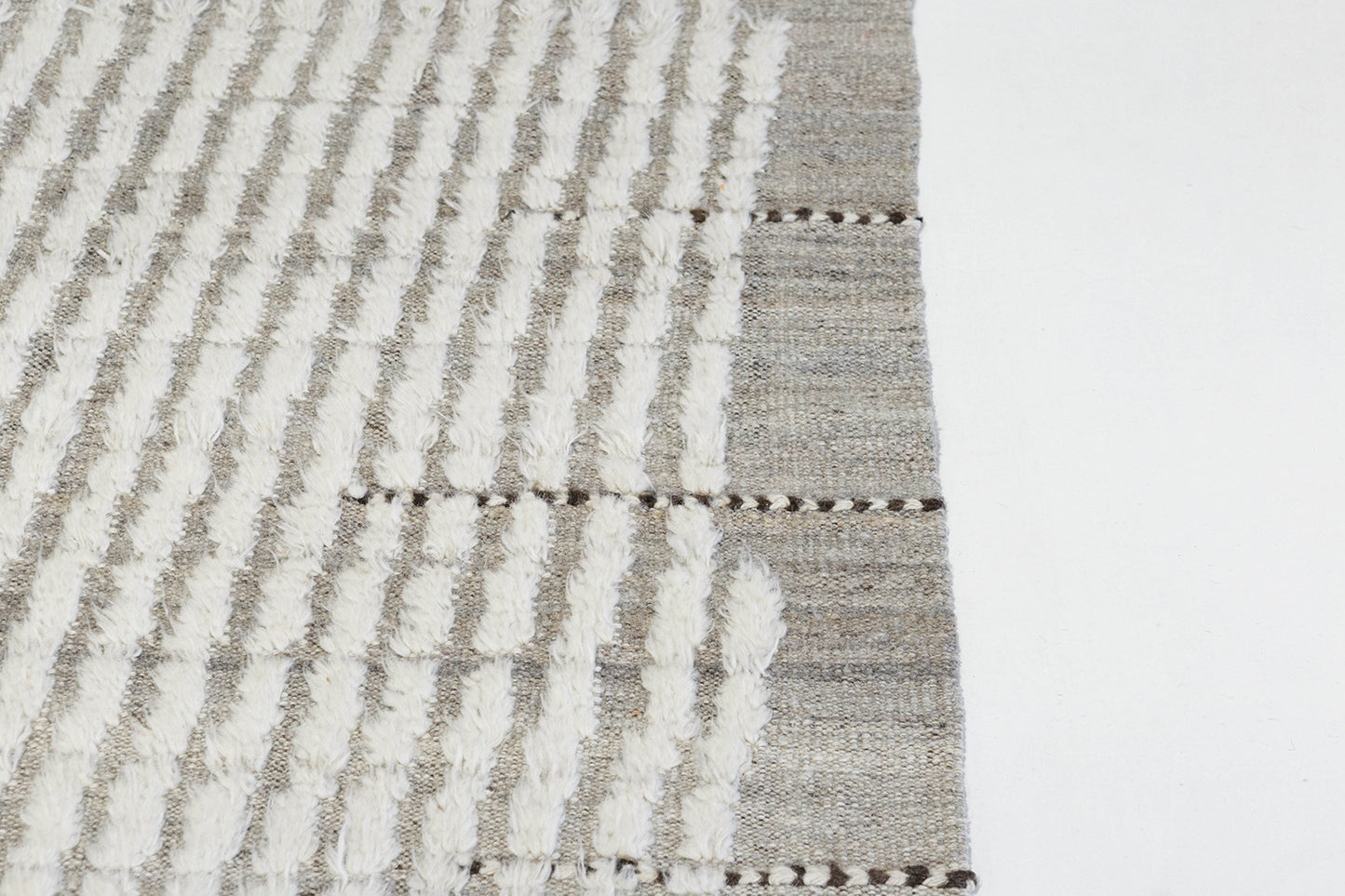 Modern Rug Image 1596 Barguzin, Haute Bohemian