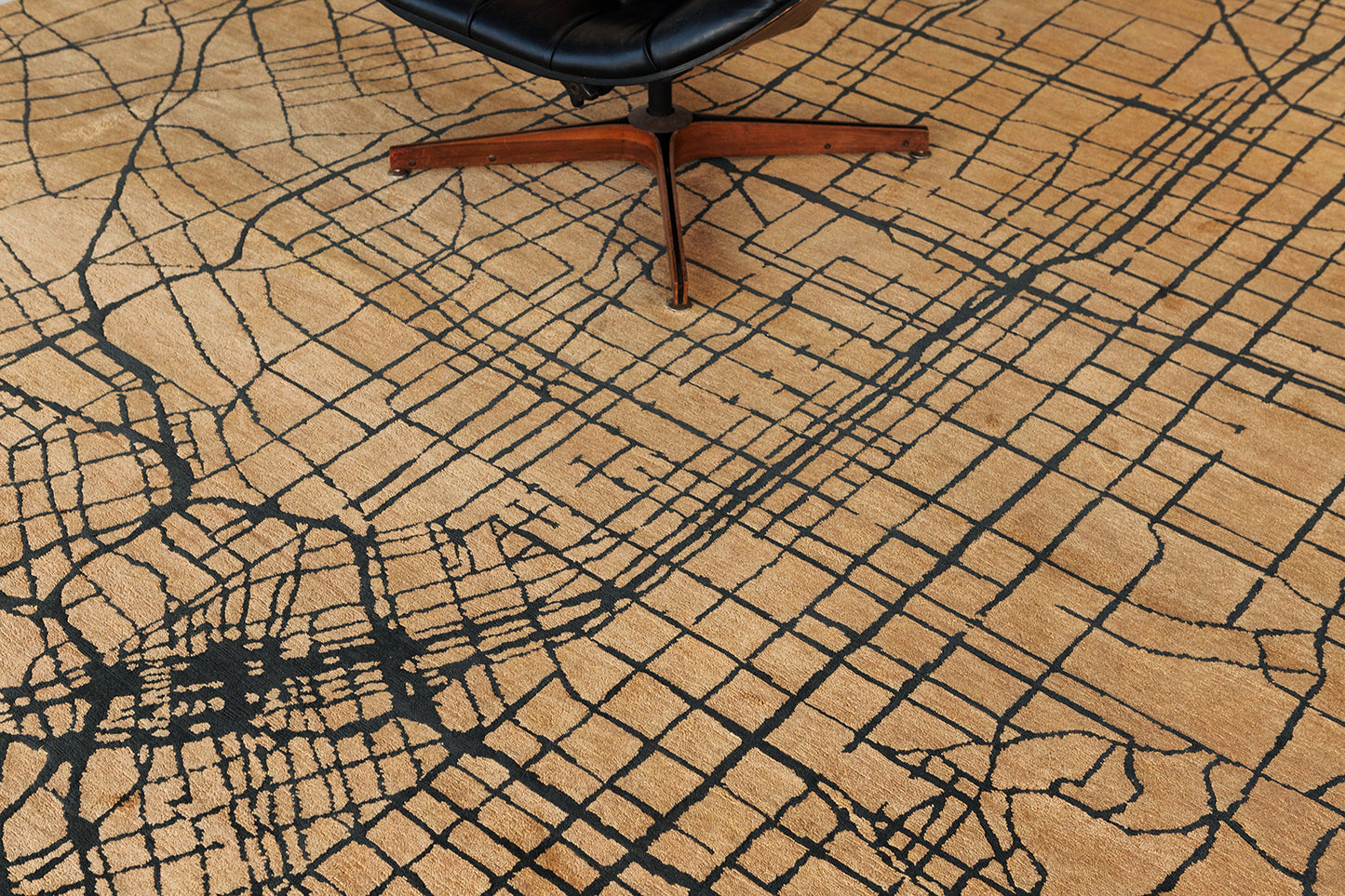 Modern Rug Image 6453 Maison by Erica Islas
