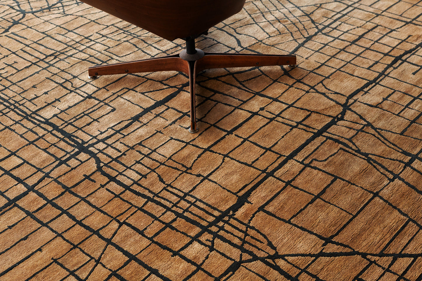 Modern Rug Image 6454 Maison by Erica Islas