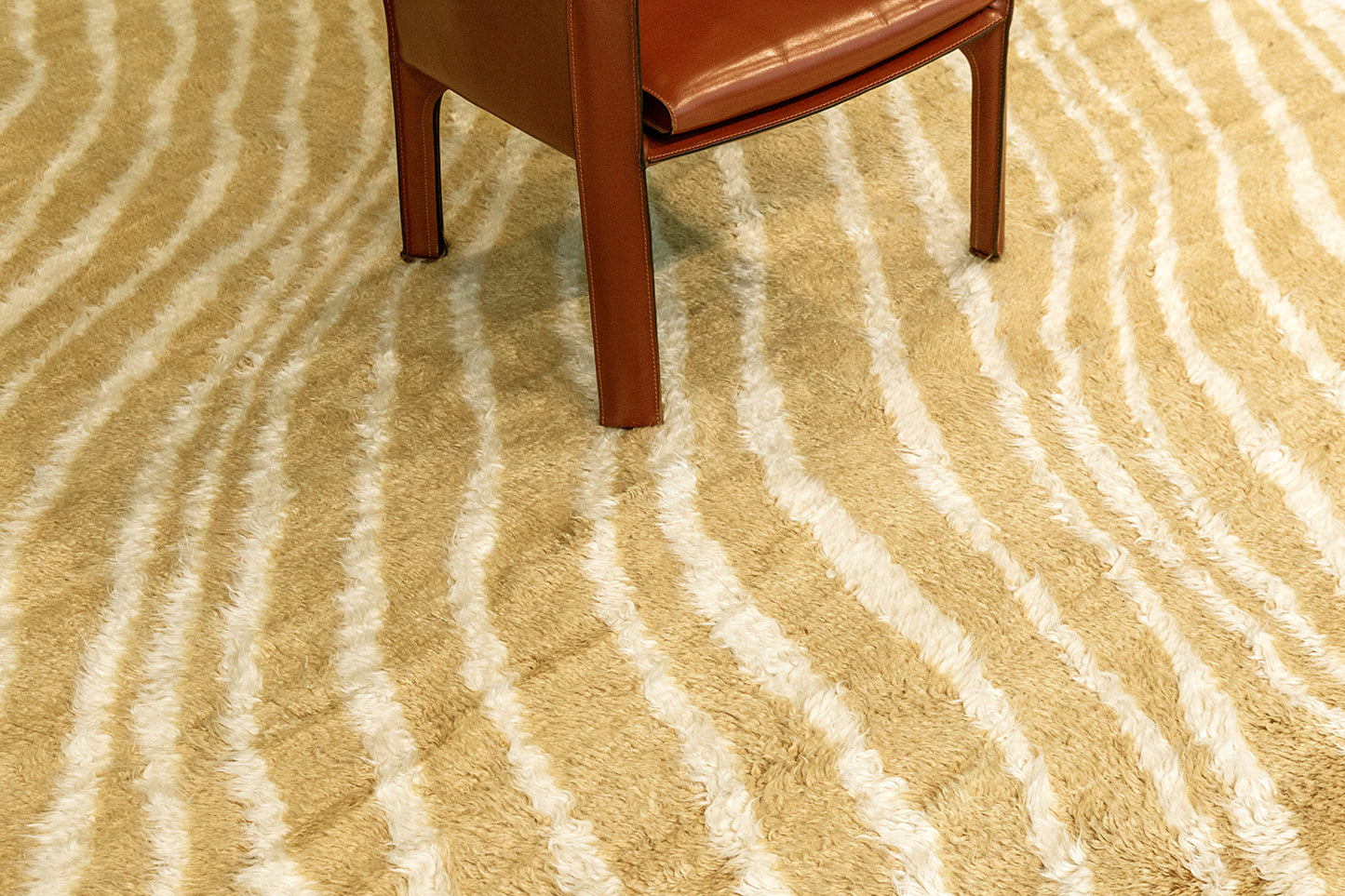 Modern Rug Image 9378 Profile by Liesel Plambeck