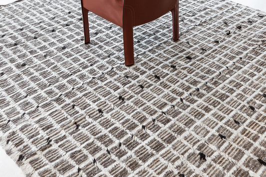 Modern Rug Image 681 Amihan, Sahara Collection 28820