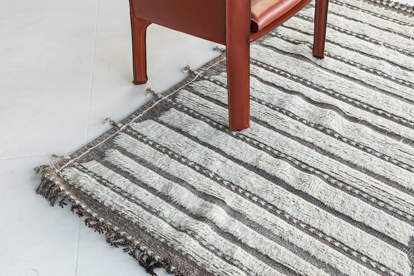 Modern Rug Image 299 Abrolhos, Haute Bohemian