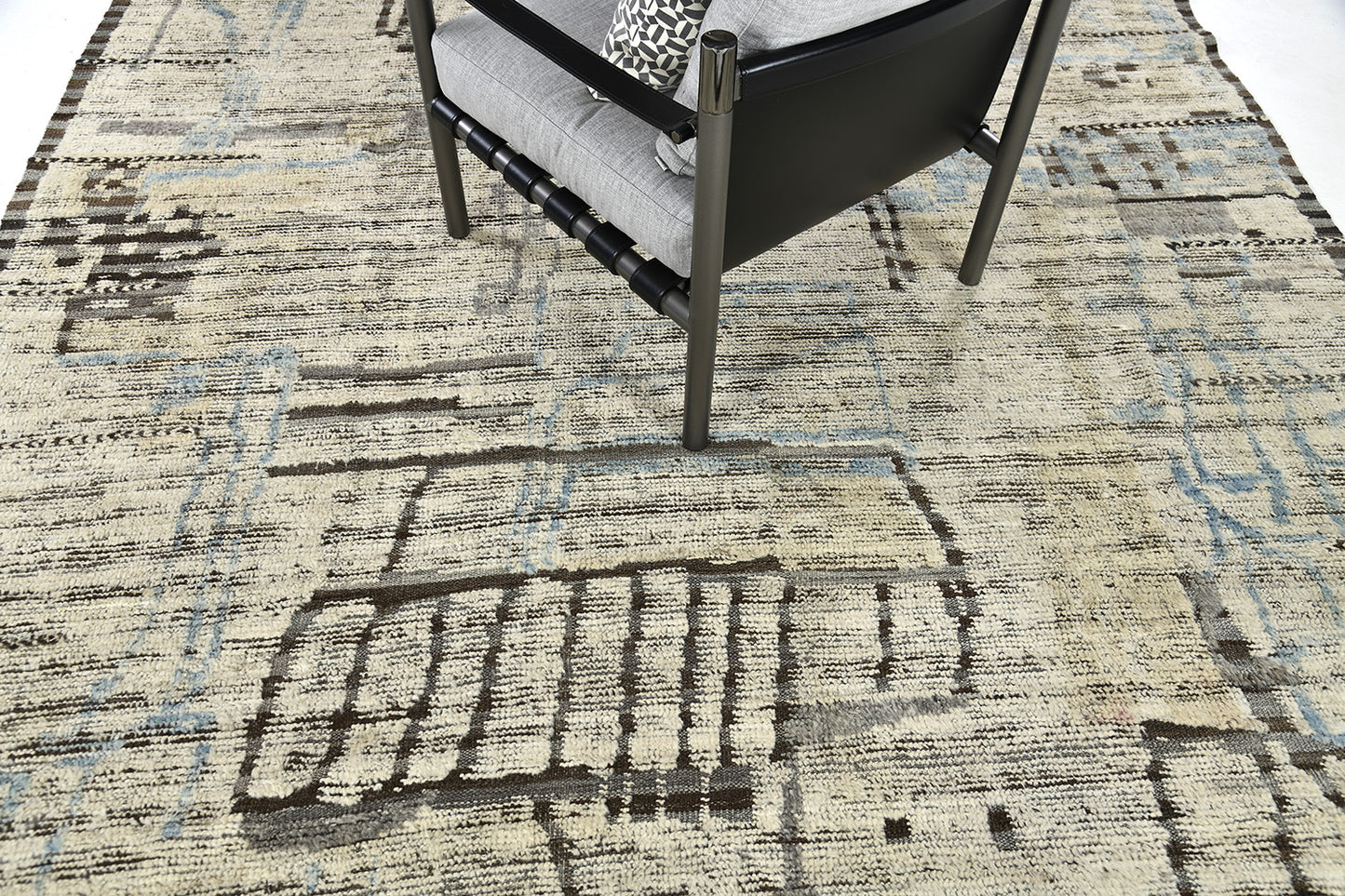 Modern Rug Image 6956 Meliska, Atlas Collection, Seasons