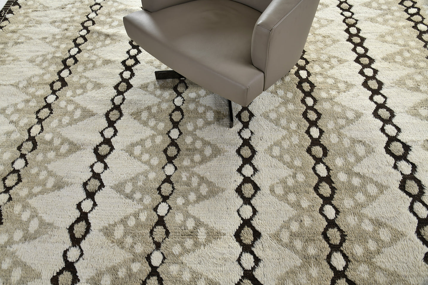 Modern Rug Image 7914 Modlina, Kust Collection