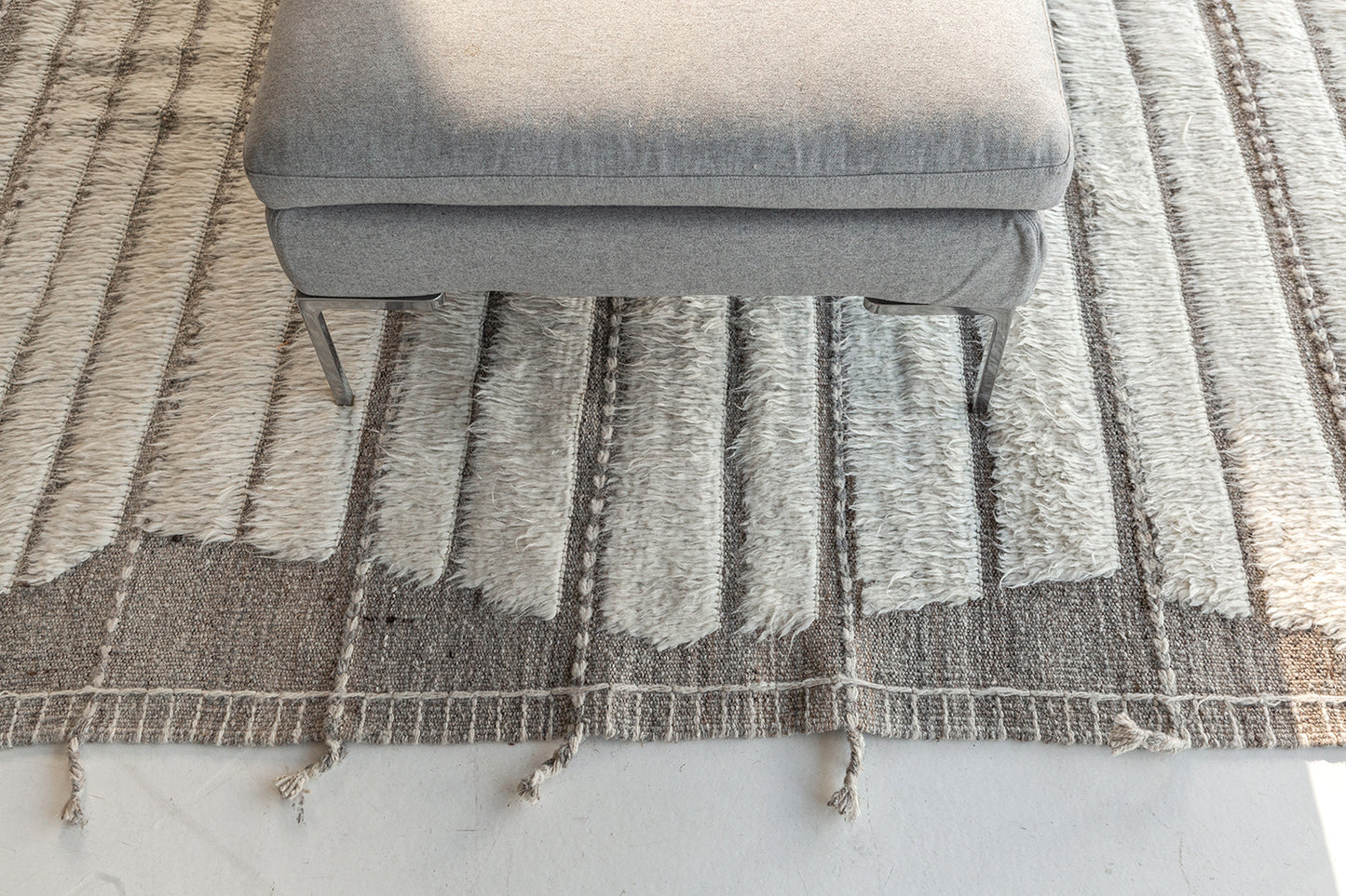 Modern Rug Image 271 Abrolhos, Haute Bohemian