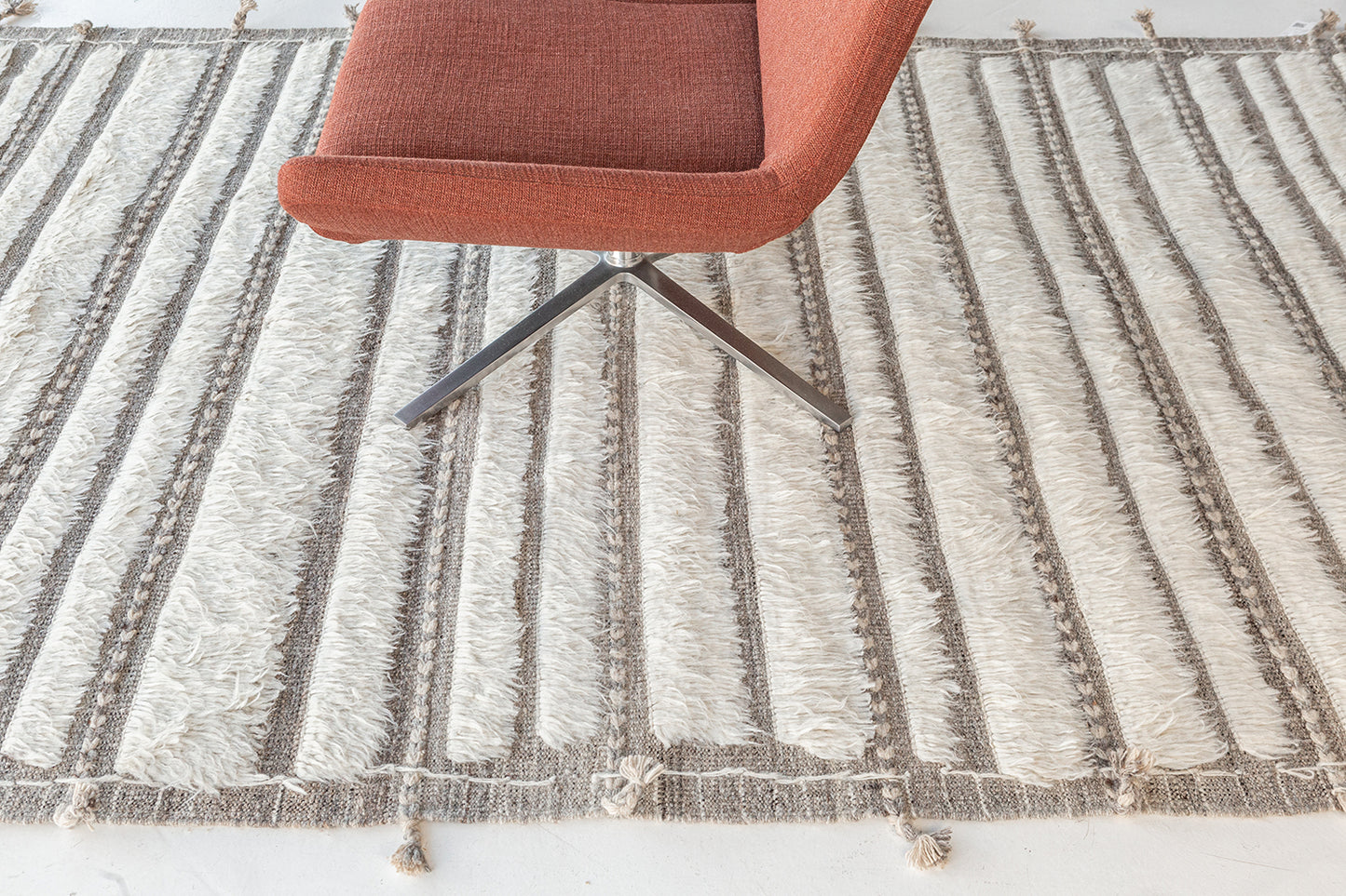 Modern Rug Image 266 Abrolhos, Haute Bohemian