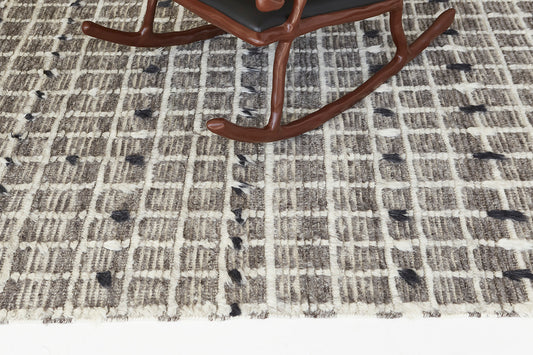 Modern Rug Image 741 Amihan, Sahara Collection 29287