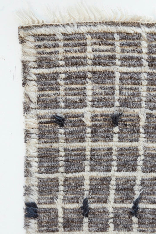 Modern Rug Image 744 Amihan, Sahara Collection 29293