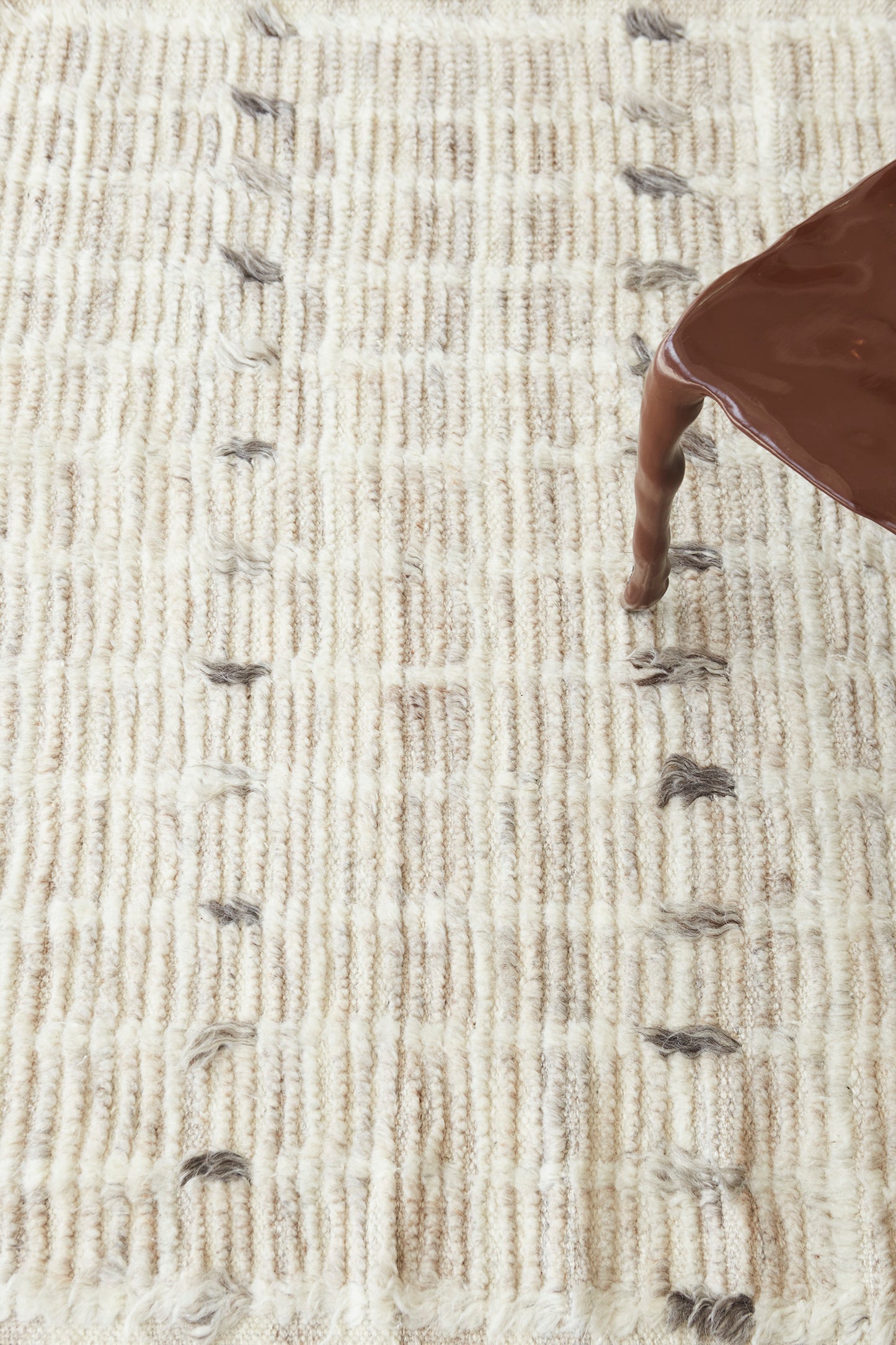 Modern Rug Image 760 Amihan, Sahara Collection 29298