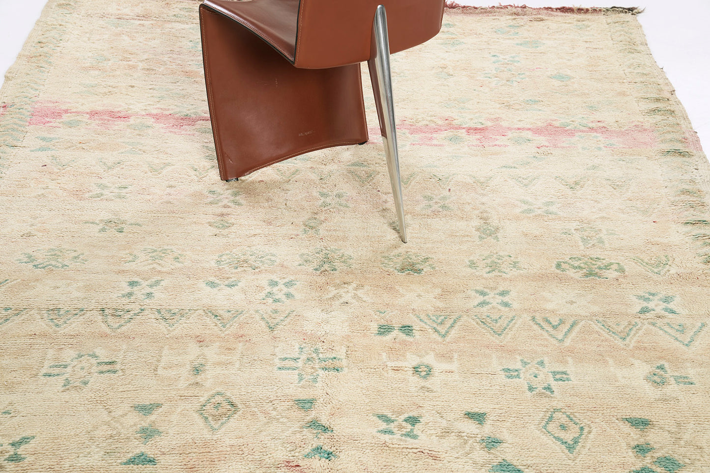 Modern Rug Image 12772 Vintage Moroccan Beni M'Guild Rug