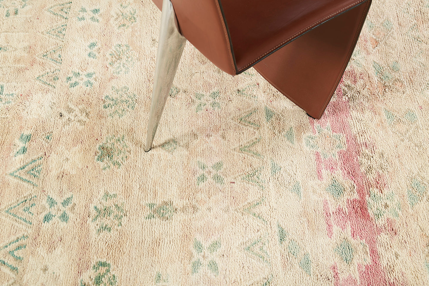 Modern Rug Image 12773 Vintage Moroccan Beni M'Guild Rug