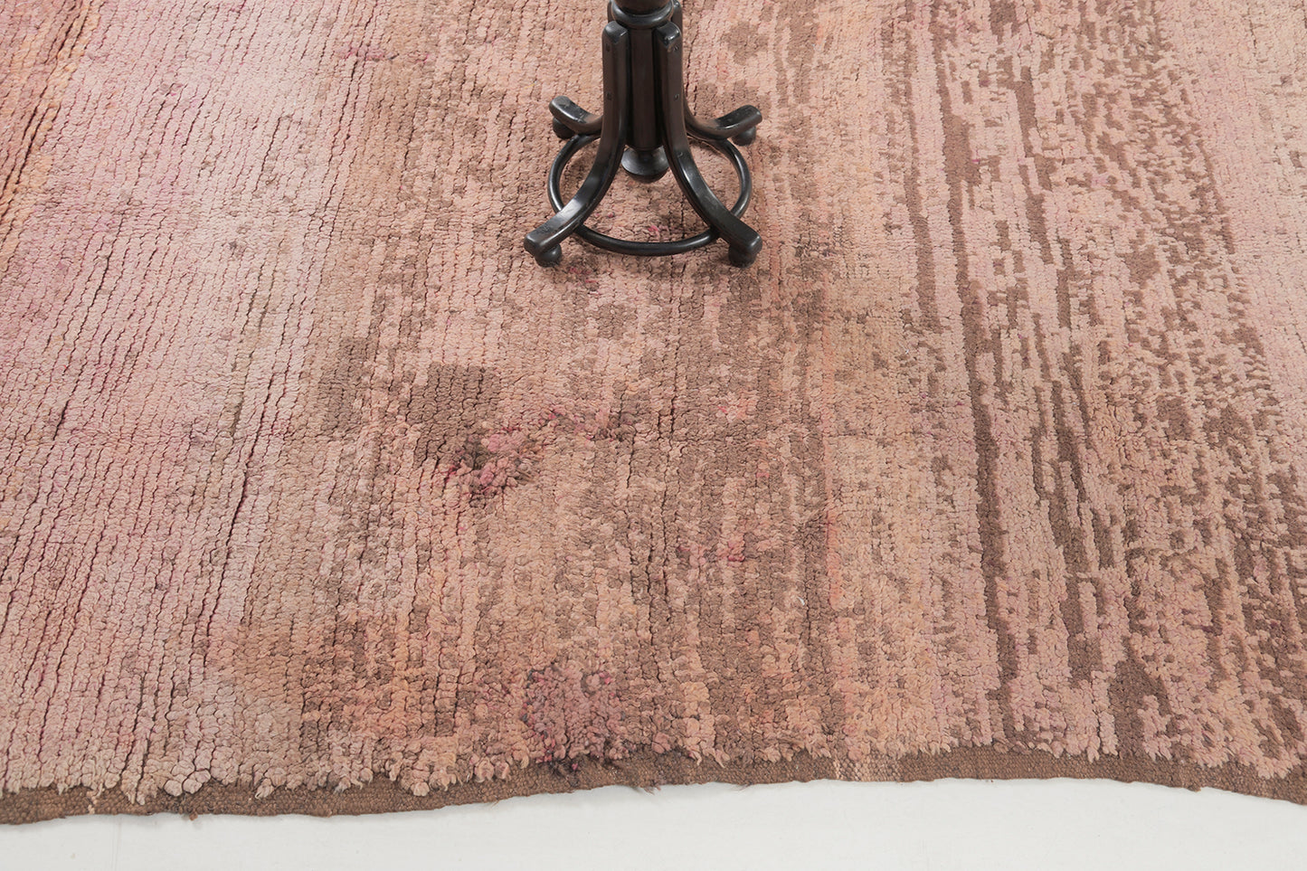 Modern Rug Image 12903 Vintage Moroccan Beni M'Guild Tribe Rug