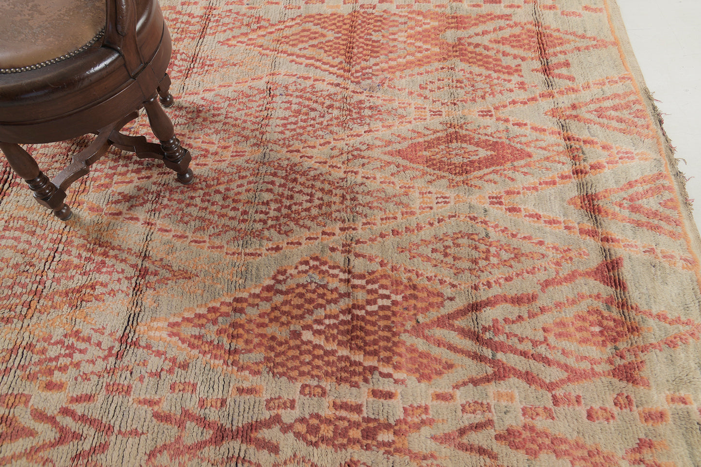 Modern Rug Image 12858 Vintage Moroccan Beni M'Guild Tribe Rug