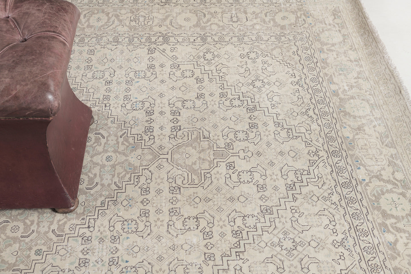 Persian Rug 4213 Vintage Persian Tabriz 29388