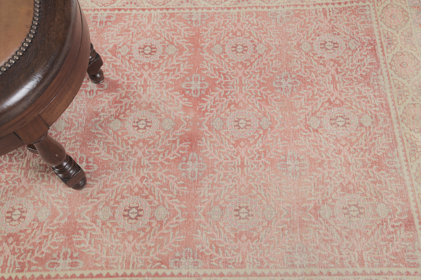 Vintage Turkish Anatolian Kaysen Rug