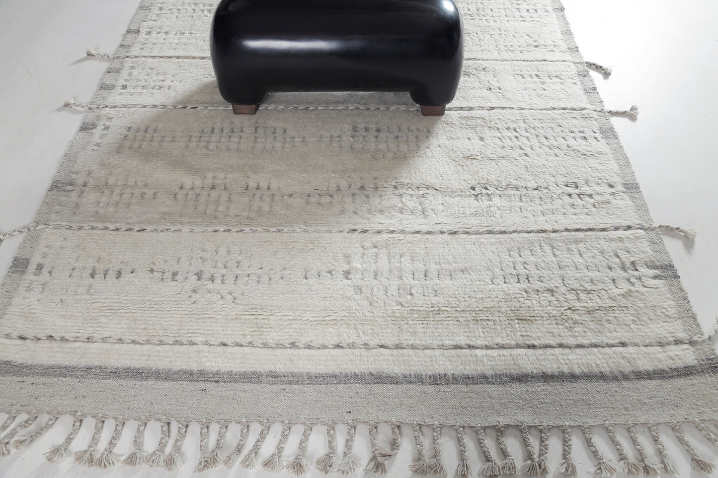 Modern Rug Image 10789 Spoonbill, Sandpiper Collection