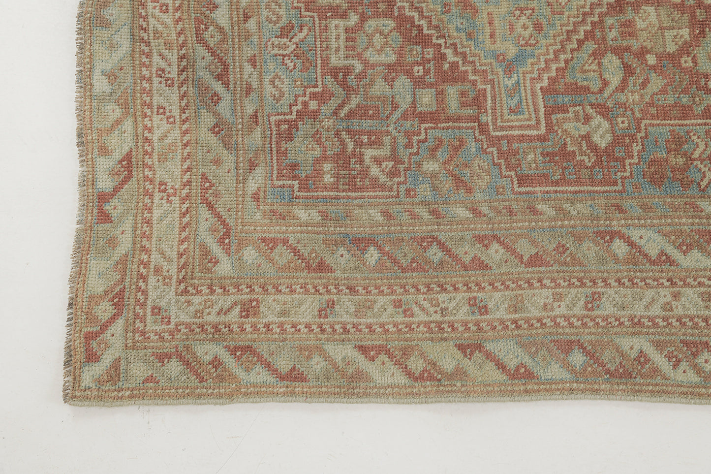 Persian Rug 545 Antique Persian Ghashgaie 29570