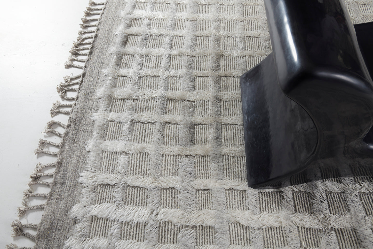 Modern Rug Image 10908 Stork, Sandpiper Collection
