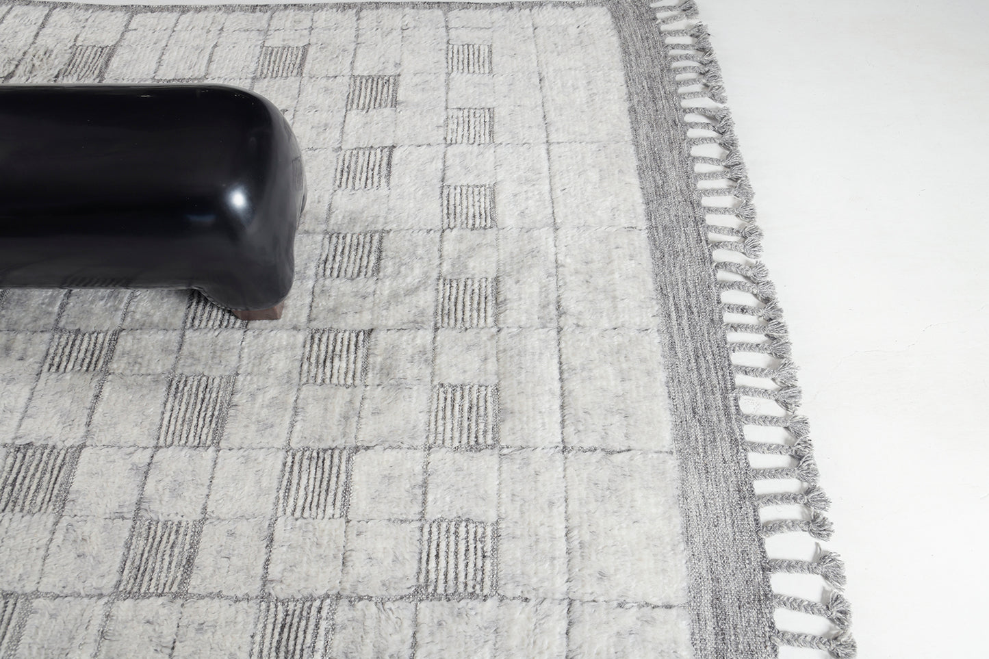 Modern Rug Image 5084 Heron, Sandpiper Collection