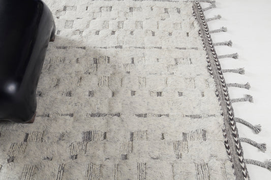 Modern Rug Image 2678 Crane, Sandpiper Collection