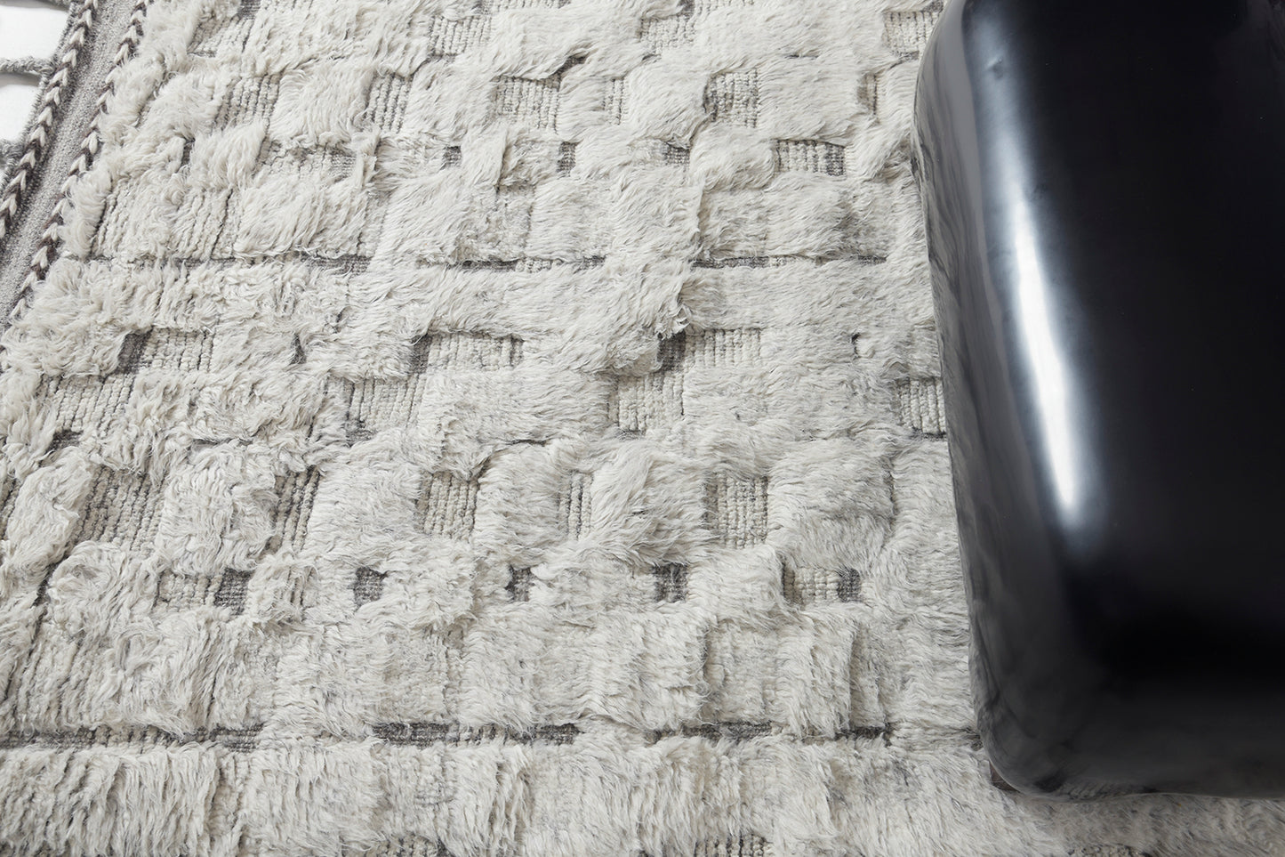 Modern Rug Image 2680 Crane, Sandpiper Collection