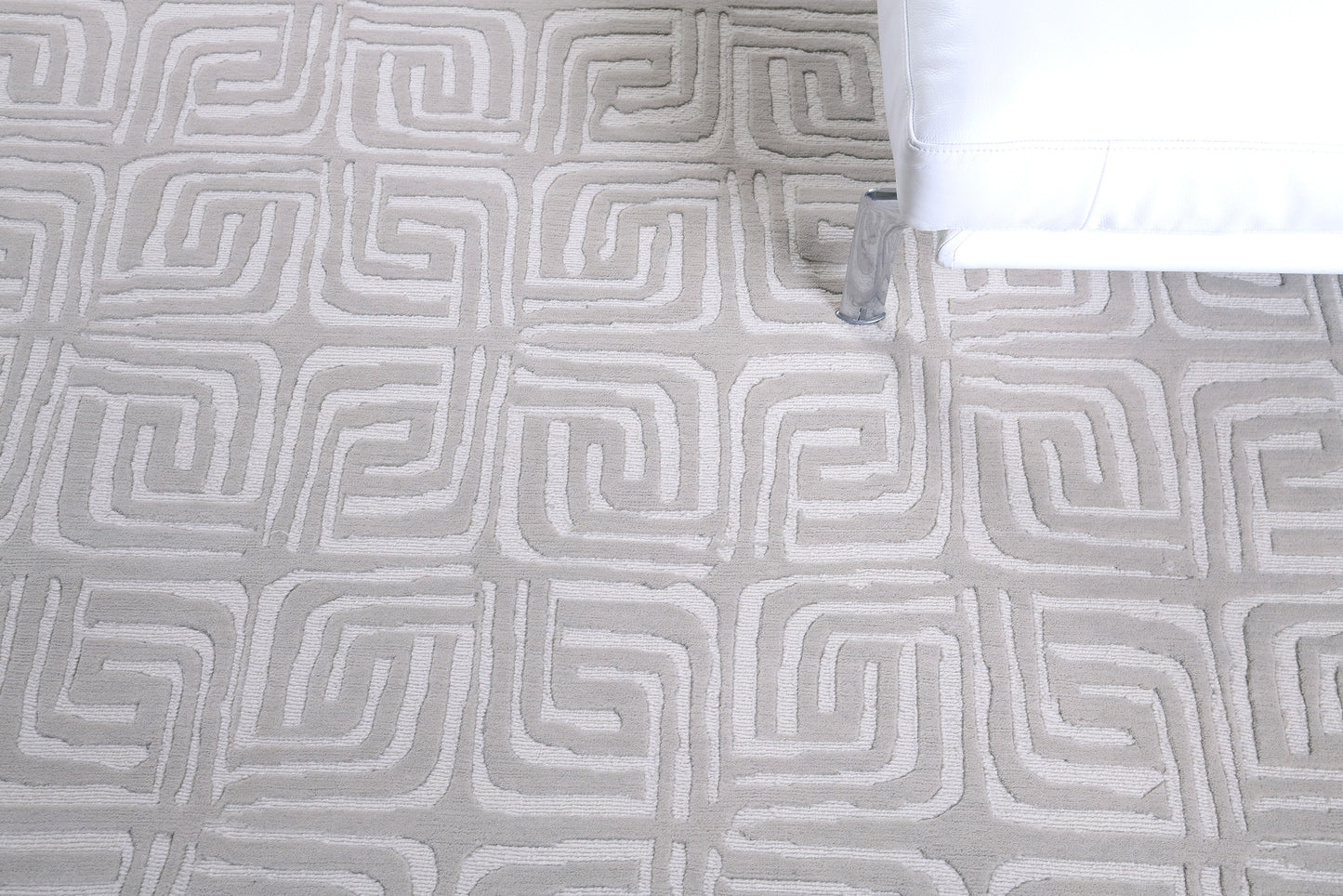Modern Rug Image 1061 Aniki by Erinn V.