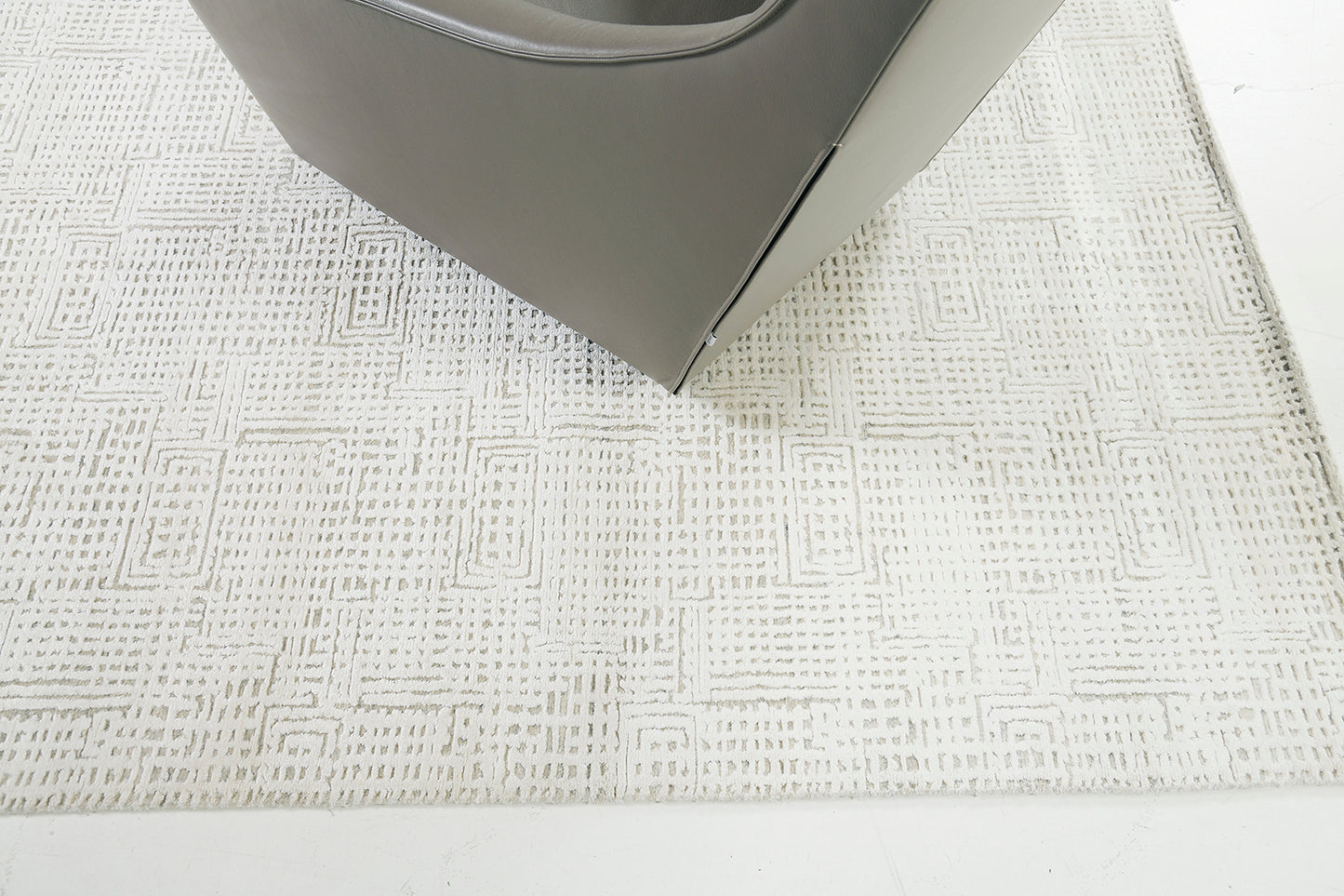 Modern Rug Image 11046 Synapse, Elan Collection