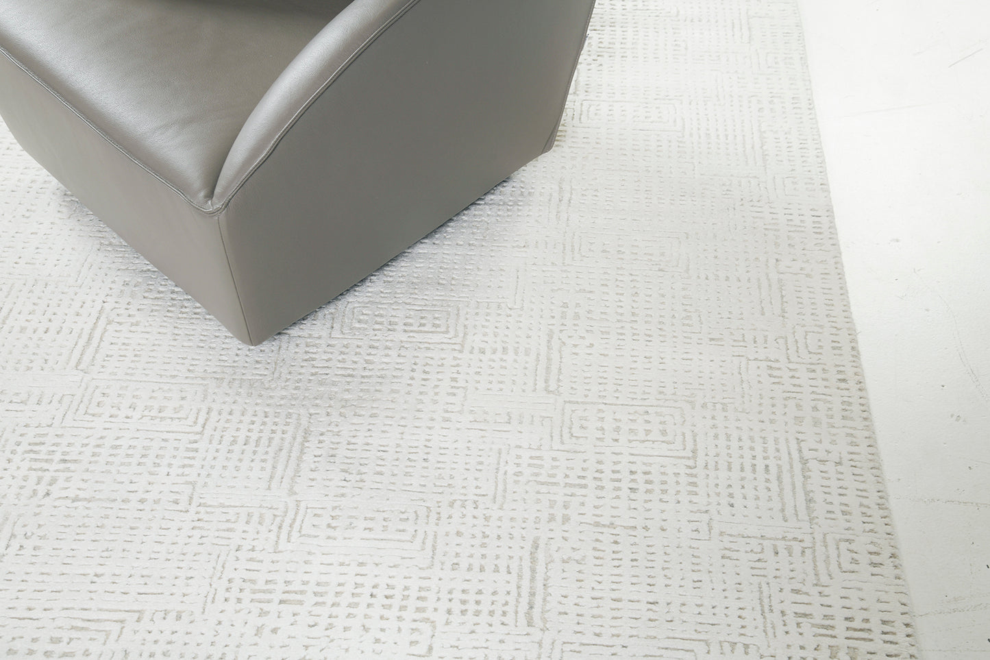 Modern Rug Image 11043 Synapse, Elan Collection