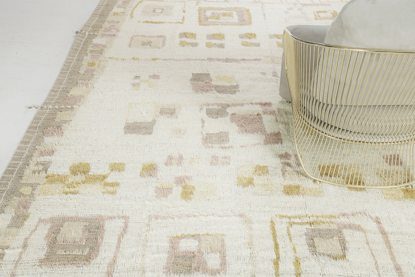 Modern Rug Image 11515 Tasekkurt, Atlas Collection