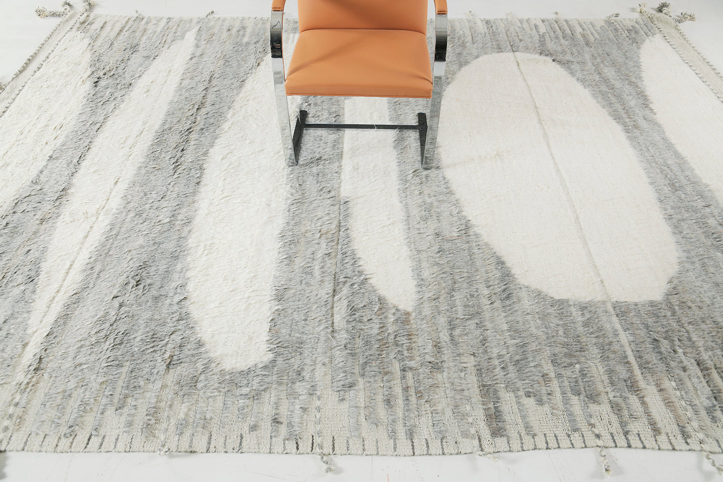 Modern Rug Image 1453 Baddis, Atlas Collection